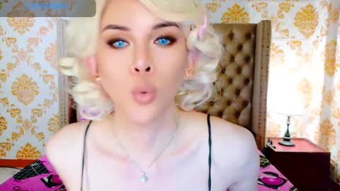 brionatop online show from April 13, 11:31 pm