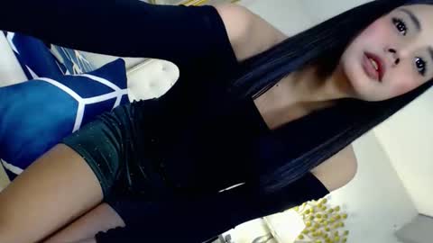 camillejoson online show from April 9, 6:19 am