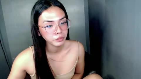 Candi online show from November 16, 12:59 pm