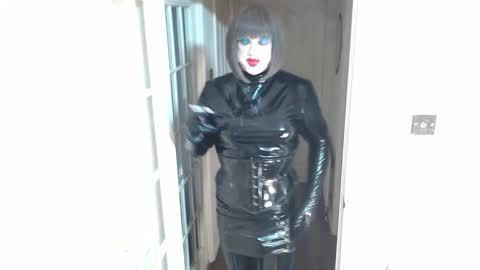 candi smokes online show from December 28, 3:04 pm