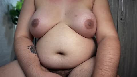 NO FREE HERE IF YOUR BROKE DONT STAY HERE online show from November 3, 11:37 pm