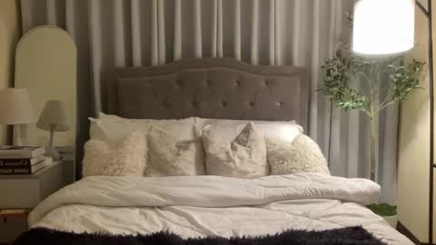 Snapshot of cathalina_goddess chatting on February 11, 11:54 am cathalina harake online show from February 11, 11:54 am