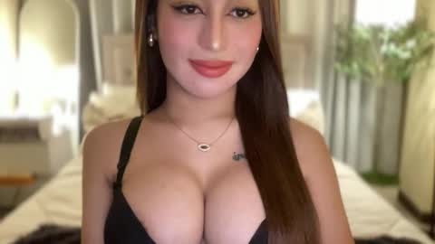 Snapshot of cathalina_goddess chatting on October 15, 4:07 pm cathalina harake online show from October 15, 4:07 pm