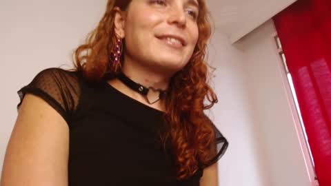 Catalina Restrepo online show from December 27, 9:54 pm