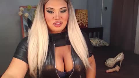 cellinekittcumerr online show from September 15, 3:28 pm