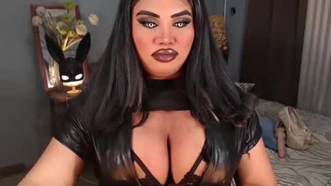 cellinekittcumerr online show from October 5, 3:01 pm