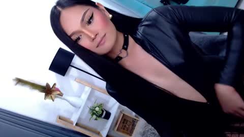 Cleo online show from July 7, 9:41 pm