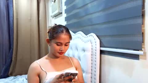 Portia Scott online show from April 1, 10:05 am