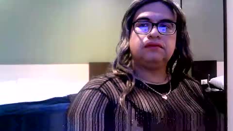 Linda Cross online show from November 1, 12:08 am