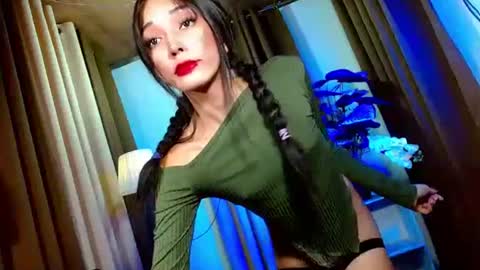 BBY CURLYHANNA online show from February 4, 2:33 pm
