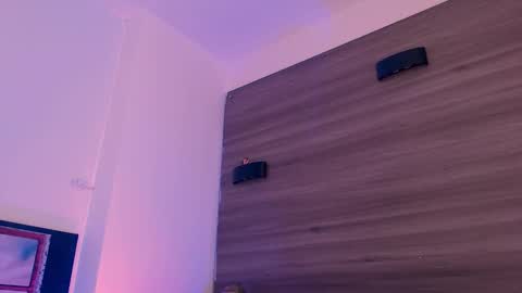         online show from January 14, 5:05 am