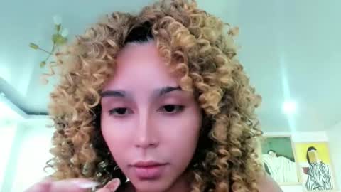 damnperfectxx online show from September 13, 2:17 am