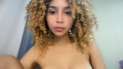 damnperfectxx online show from March 1, 2:39 am