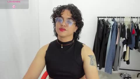 Diane Blosson online show from February 24, 1:53 am