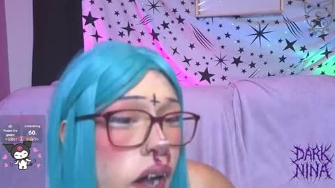 dark_nina__ online show from May 12, 3:04 am
