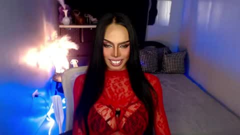 YOUR KINKY MISTRESS MADRIANA online show from May 18, 6:52 am