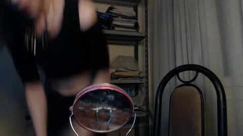 darksuggarbitch online show from January 17, 7:27 am