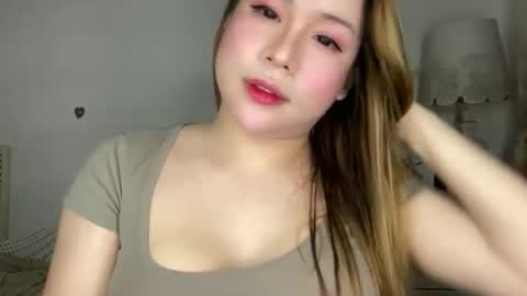 iyalicious online show from November 11, 9:16 pm