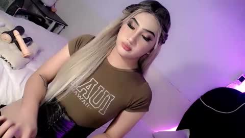 Chesca online show from November 2, 12:03 pm