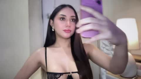 DianaAnders online show from March 27, 8:37 am