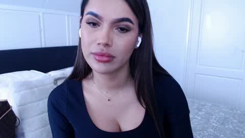 Diiione online show from April 6, 12:49 pm