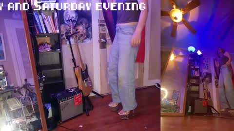 Rae online show from October 19, 1:20 am