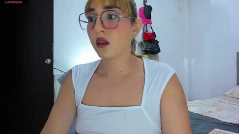 ANDREA online show from May 15, 11:24 pm