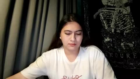 dreamycreamyst online show from January 24, 11:23 pm