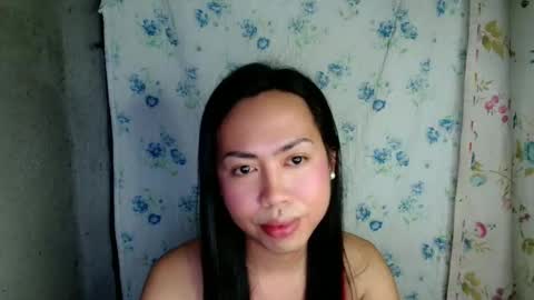 eddfox001 online show from May 11, 4:04 pm