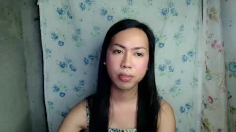 eddfox001 online show from May 13, 2:04 pm