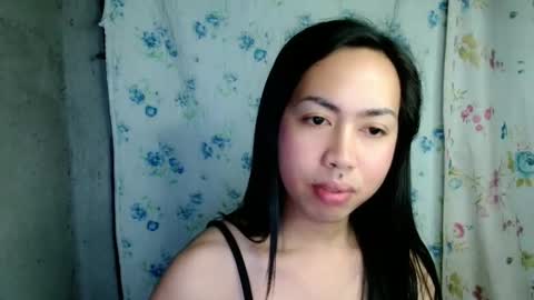 eddfox001 online show from May 19, 4:14 pm