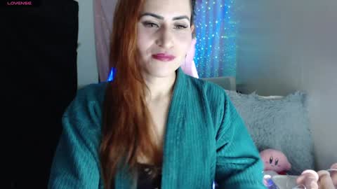 Electraxx online show from December 8, 9:13 am