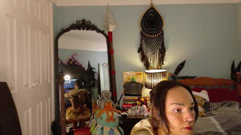 Elf Flavoured online show from December 17, 8:03 pm