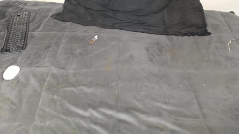 elgsslt online show from March 5, 5:23 pm