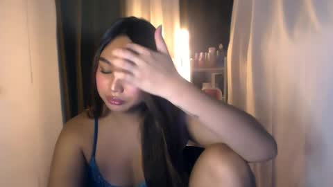 ellie online show from June 19, 8:02 pm