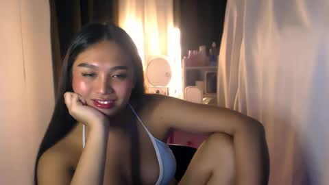 ellie online show from June 28, 8:46 pm
