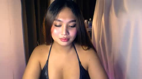 ellie online show from July 11, 2:05 am