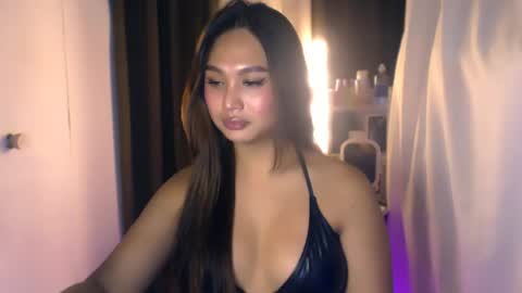 ellie online show from July 18, 3:24 am