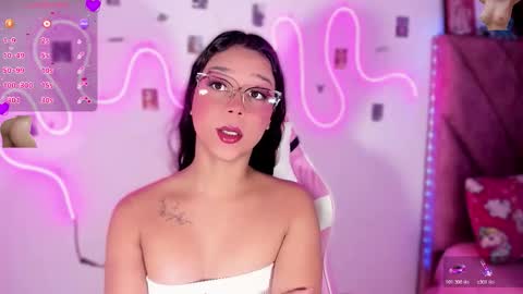 ely_w1 online show from November 15, 10:57 am