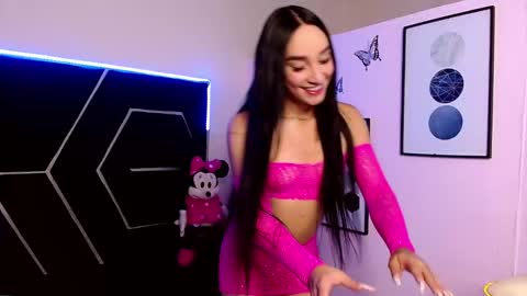 emillystonex online show from December 20, 1:17 pm