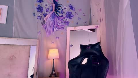 emily_castillo1_ online show from March 25, 5:24 am