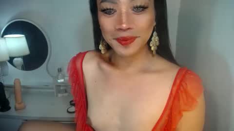 erika_madrigal online show from September 21, 7:52 pm