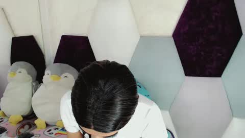 Ethannicola online show from December 4, 10:57 pm