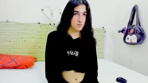 Marley independent model online show from November 26, 9:17 pm