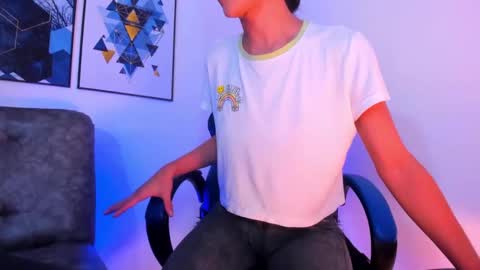 Andrea online show from January 12, 9:08 pm