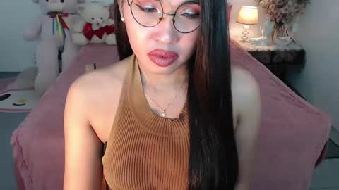 Snapshot of fancylaylaxx chatting on January 18, 12:27 pm Layla online show from January 18, 12:27 pm