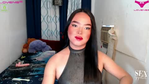 ITYS ME MONA online show from April 9, 9:04 am