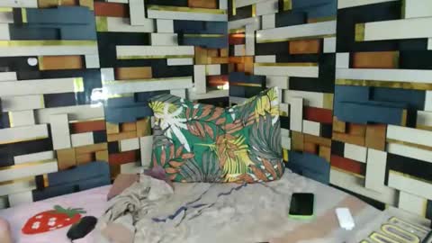 feminine_tsx online show from November 9, 12:17 pm