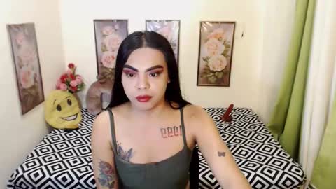 CALL ME AMANDA online show from December 6, 9:27 am