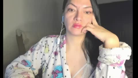 freya_shaik_ online show from April 30, 3:12 am